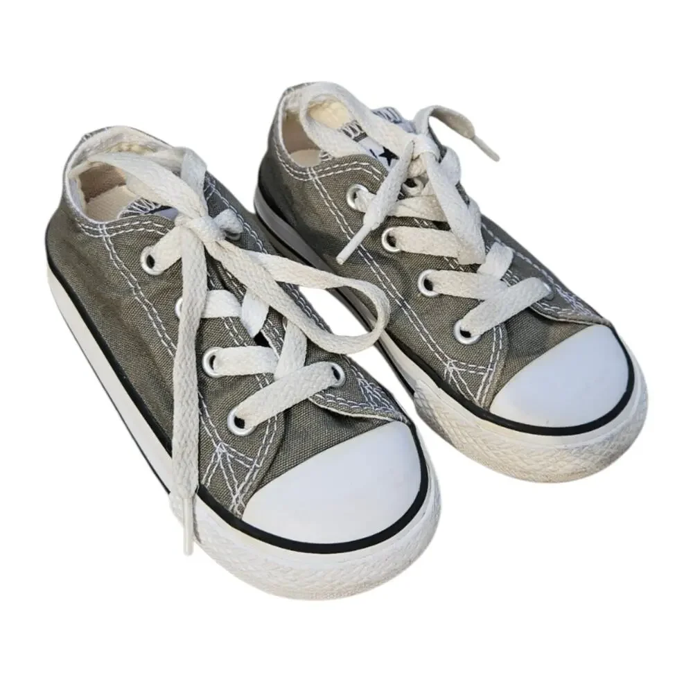 Converse Chuck Taylor All Star Infant Size 7 Grey Low Top Sneakers